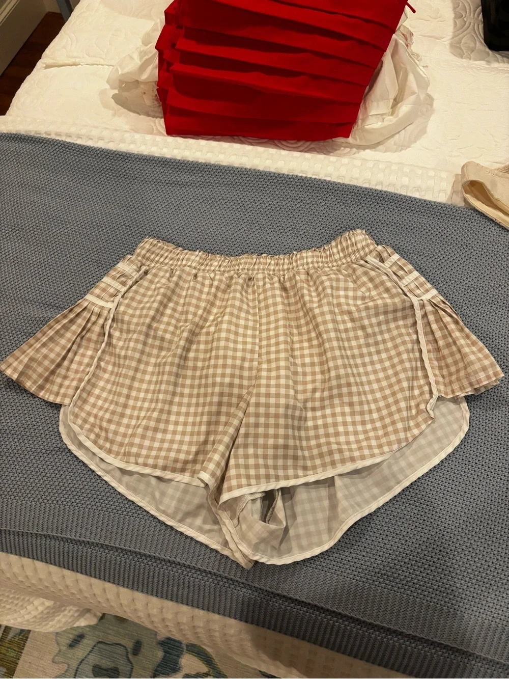 Beige Gingham Athletic Shorts with Elastic Waist